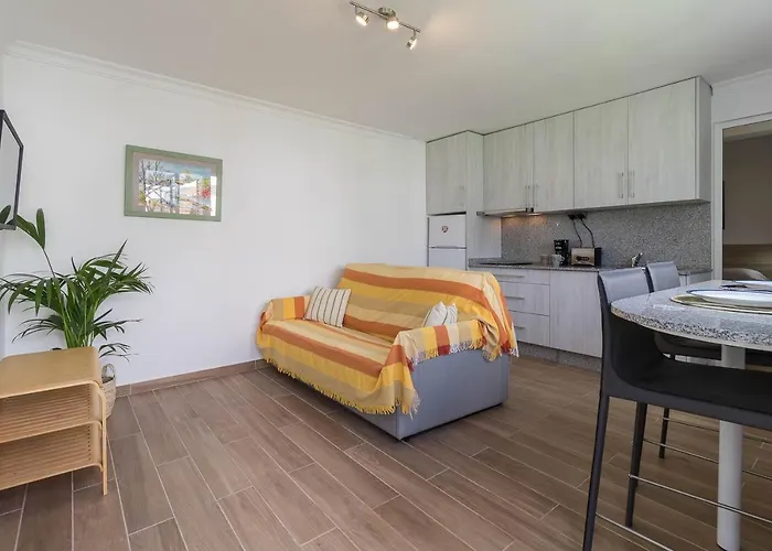 Lapahi Apartment